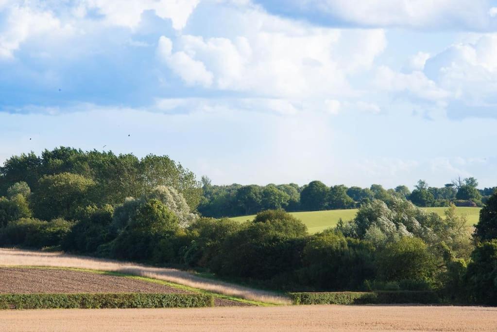 The Stables, Relax In 5 Star Style And Comfort With Lovely Walks All Around Maplestead 외부 사진